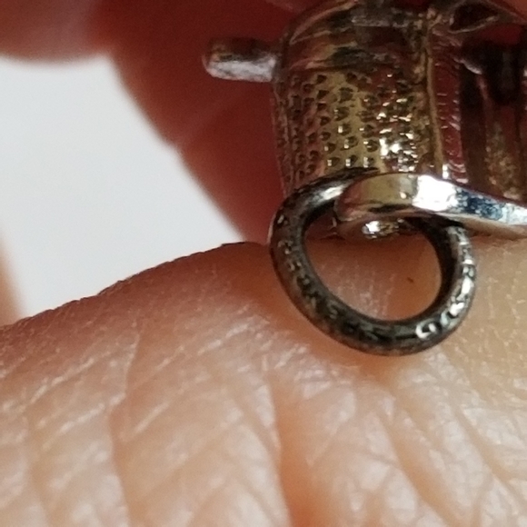 Vintage Sterling Silver charm Santa Sleigh with gifts Christmas 925 enamel - Picture 14 of 14